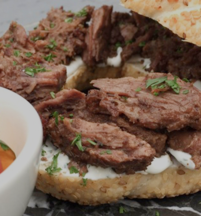 Kavurmalı Simit Sandviç