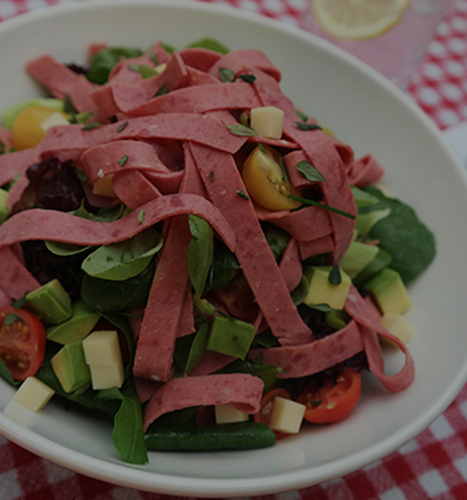 Macar Salamlı Salata